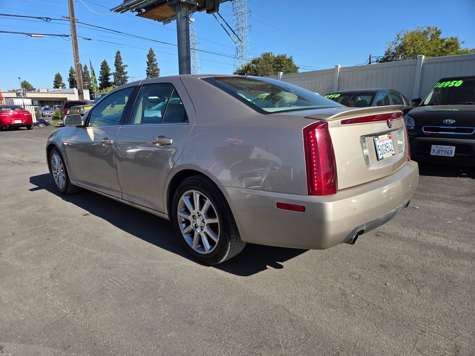 Used 2006 Cadillac STS w/ Preferred Equipment Group RWD image 2