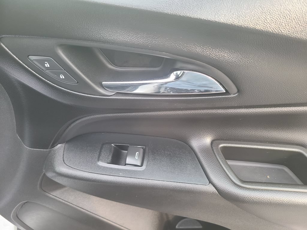 Used 2019 Chevrolet Equinox LT FWD image 22