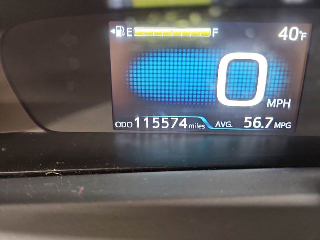 Used 2019 Toyota Prius XLE w/ Premium Convenience Package FWD image 16