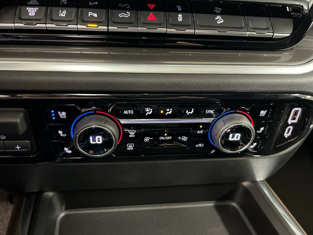 New 2026 Chevrolet Silverado 2500 High Country w/ High Country Premium Package AWD/4WD image 17