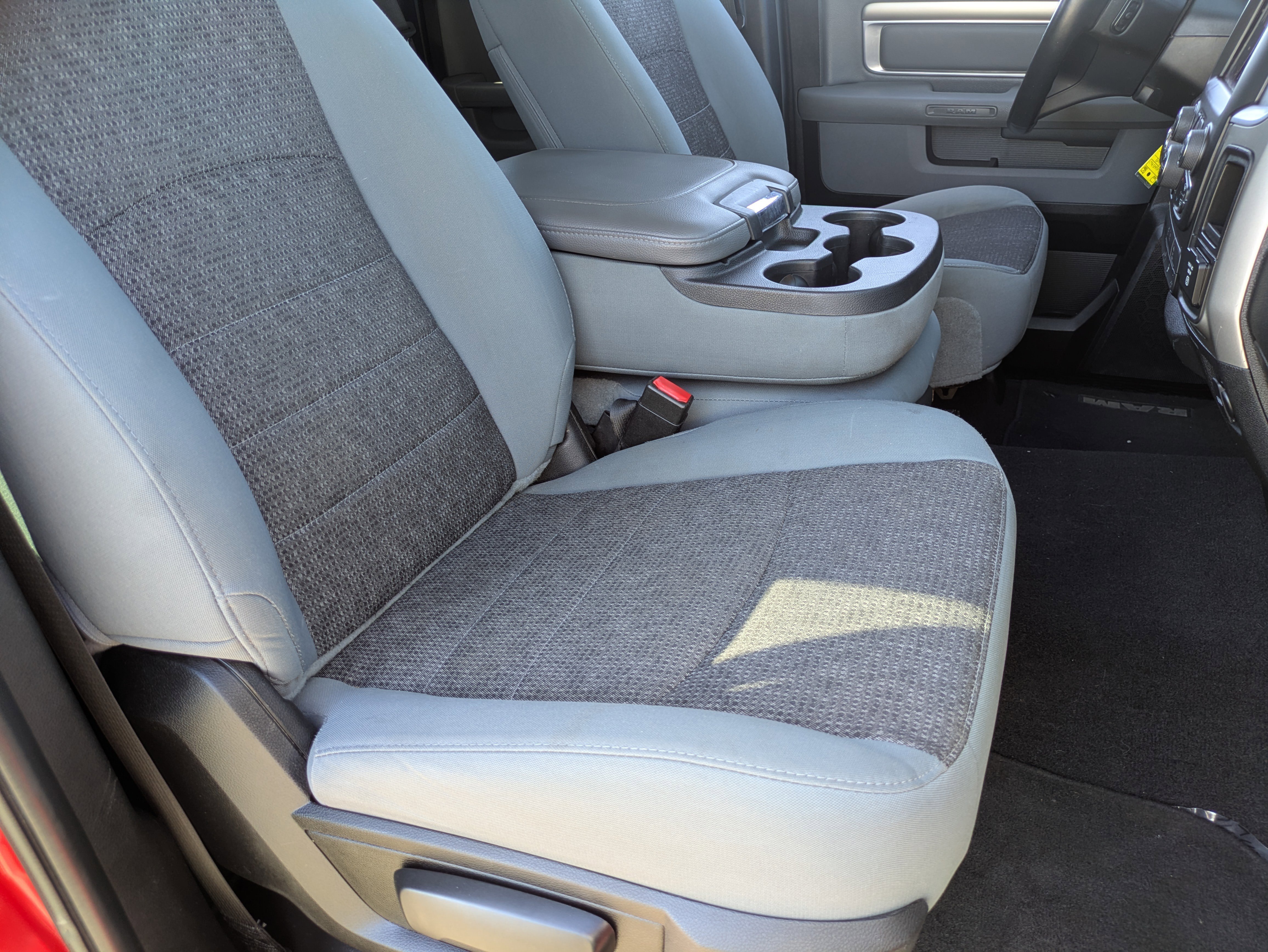 Used 2019 RAM 1500 Classic Warlock w/ Luxury Group image 10