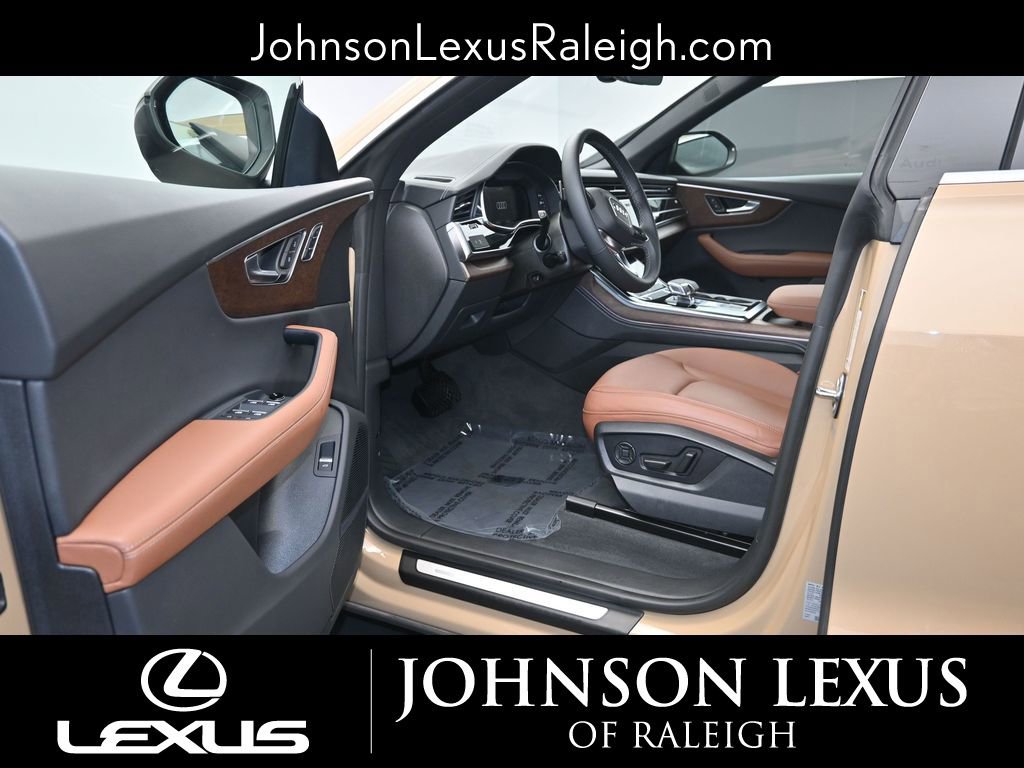 Used 2025 Audi Q8 Premium Plus image 10