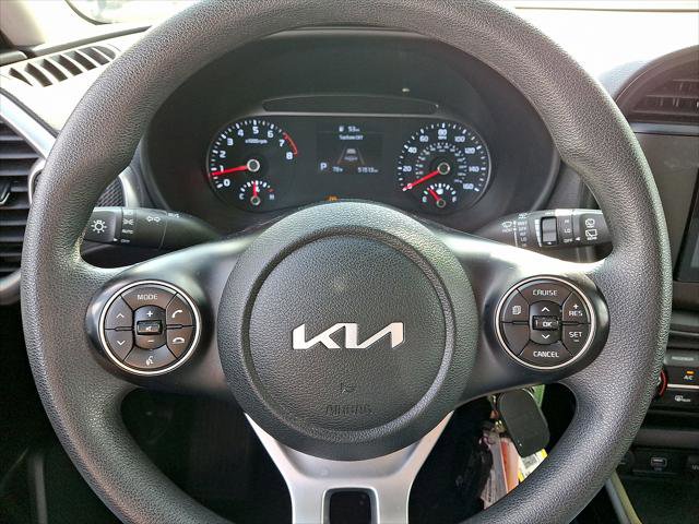 Used 2022 Kia Soul LX w/ Technology Package FWD image 8