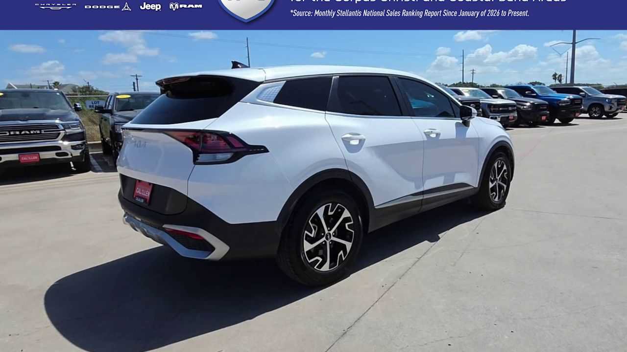 Used 2023 Kia Sportage EX FWD image 8