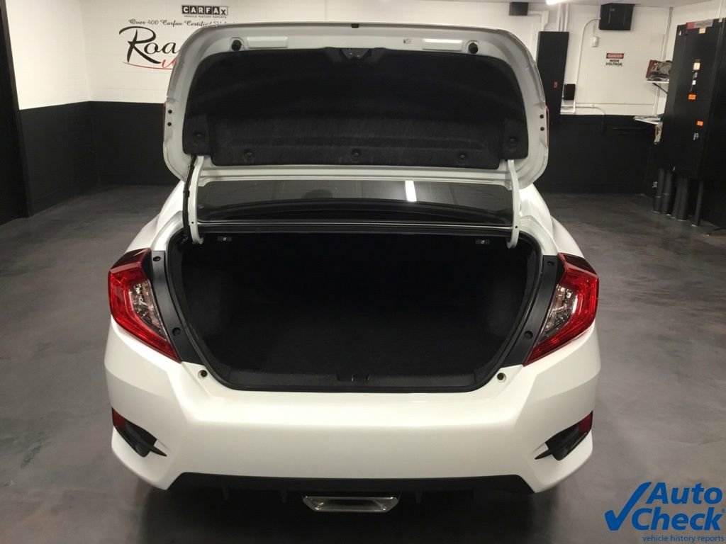 Used 2019 Honda Civic Sport image 12