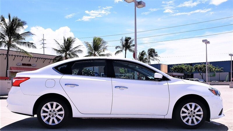 Used 2018 Nissan Sentra S FWD image 5
