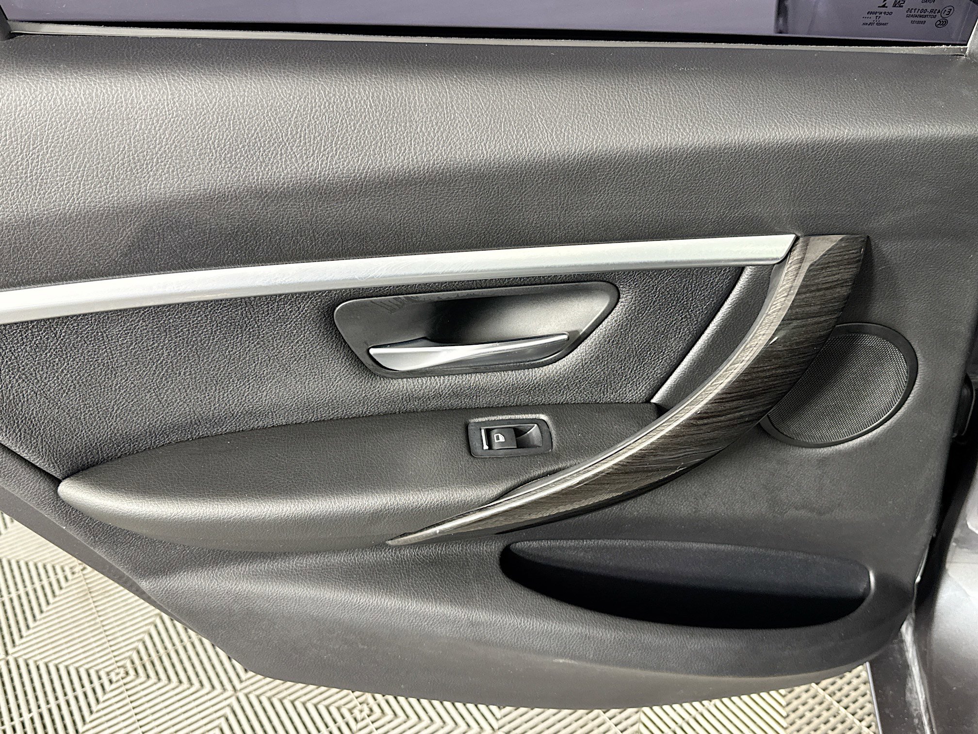 Used 2018 BMW 330i Sedan image 25