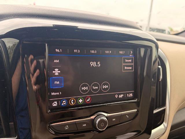 Used 2023 Chevrolet Traverse LS w/ Safety Package FWD image 20