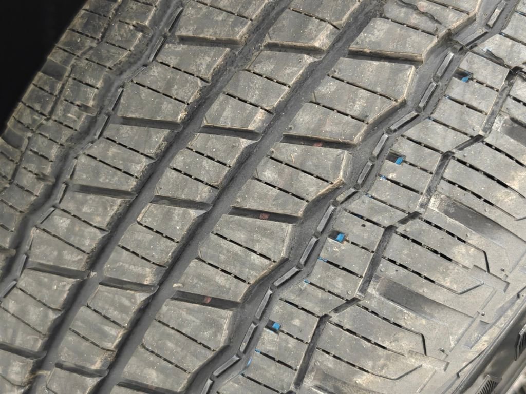 Used 2021 Chevrolet Traverse LT image 60