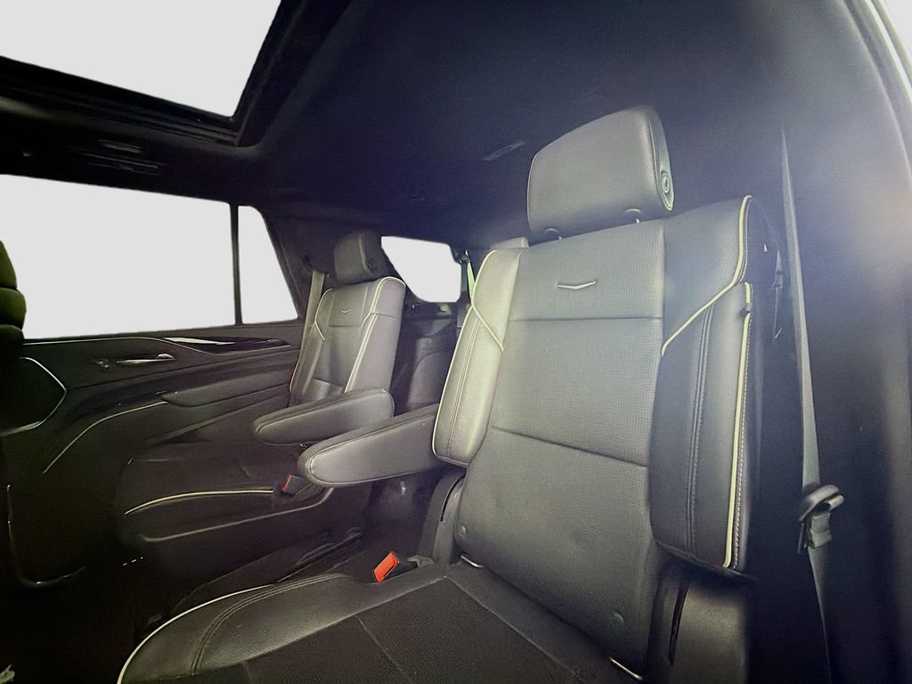 Used 2021 Cadillac Escalade Sport w/ Driver Assist Tech Package AWD/4WD image 26