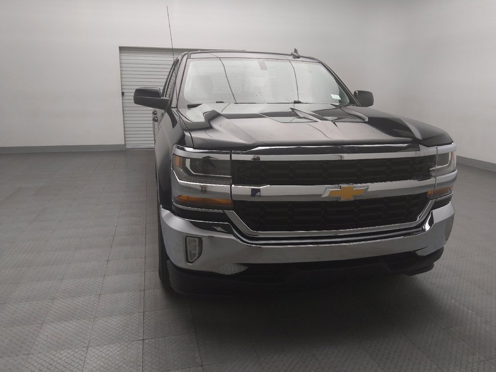 Used 2019 Chevrolet Silverado 1500 LT w/ Texas Edition RWD image 14