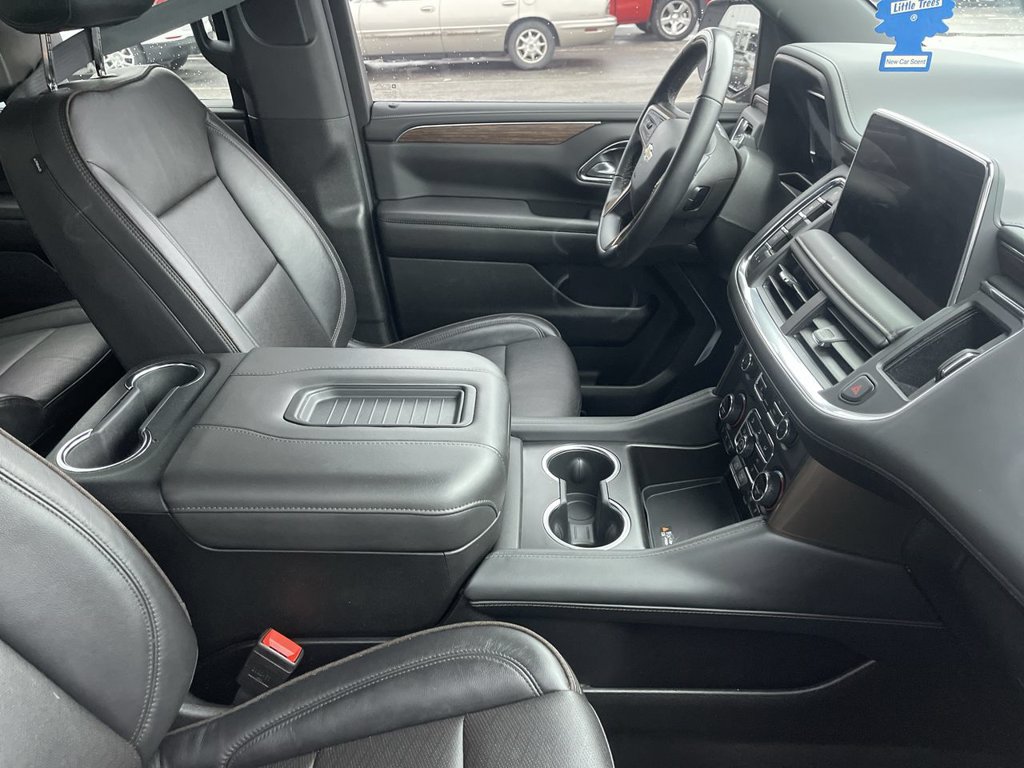 Used 2024 Chevrolet Tahoe High Country w/ Advanced Technology Package AWD/4WD image 12