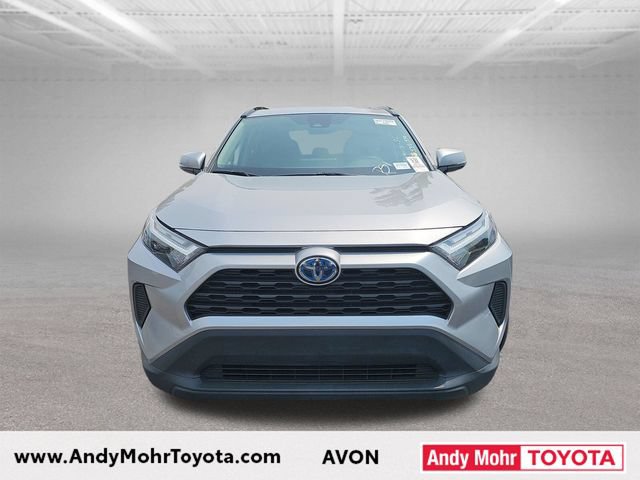 Used 2024 Toyota RAV4 LE AWD/4WD image 3