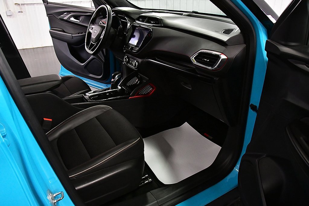 Used 2021 Chevrolet TrailBlazer RS w/ Convenience Package image 28