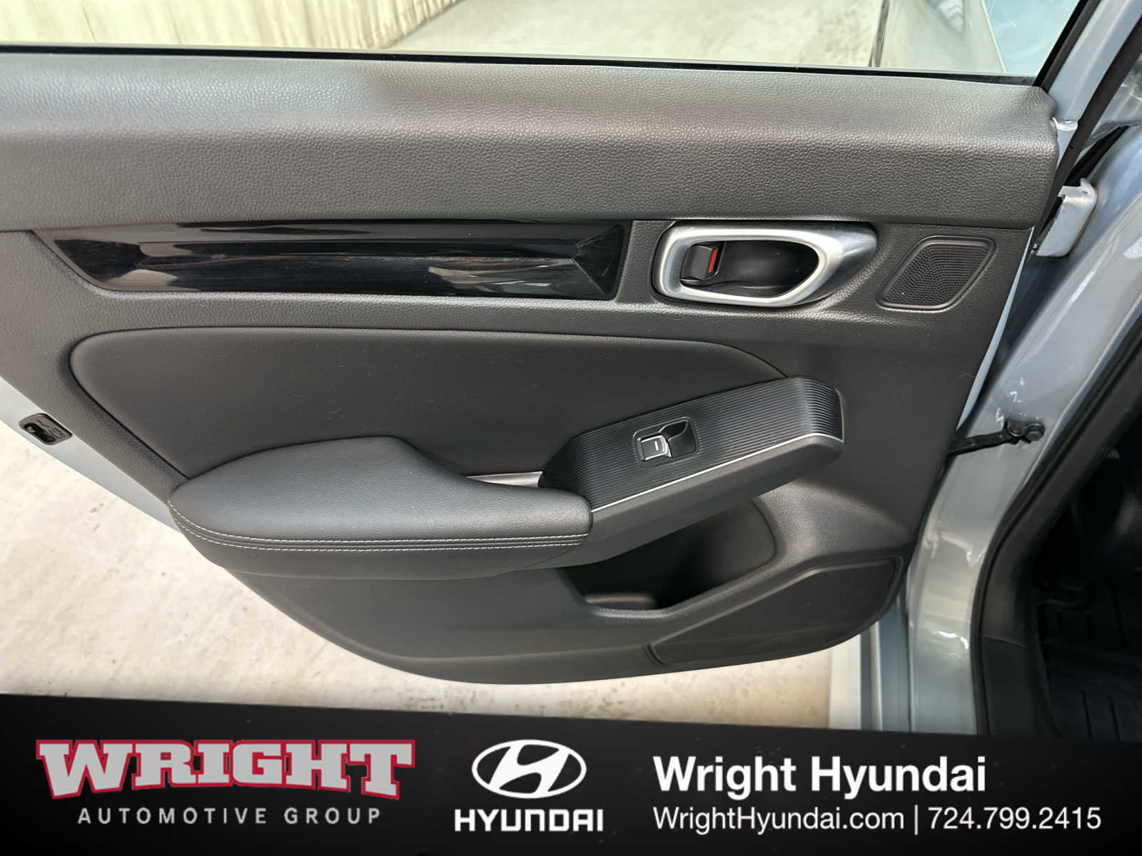 Used 2023 Honda Civic Touring image 12