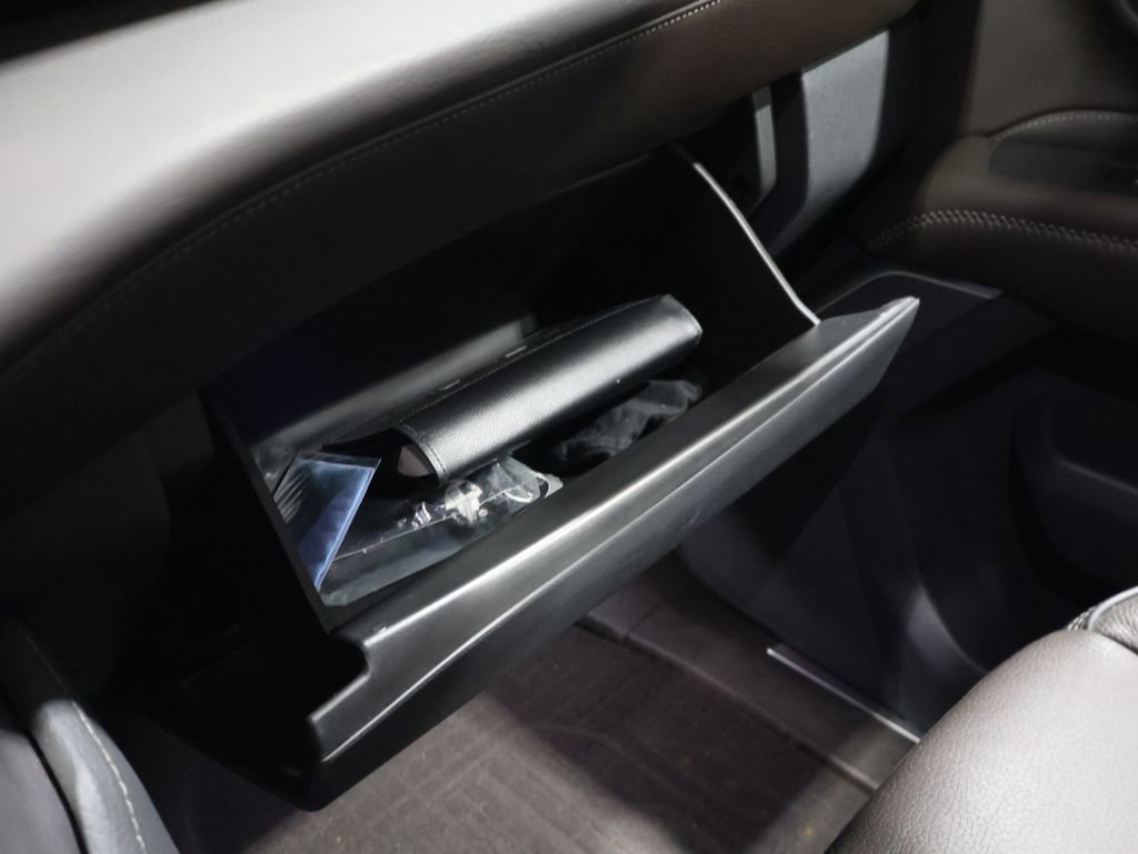 Used 2022 GMC Yukon XL Denali image 37