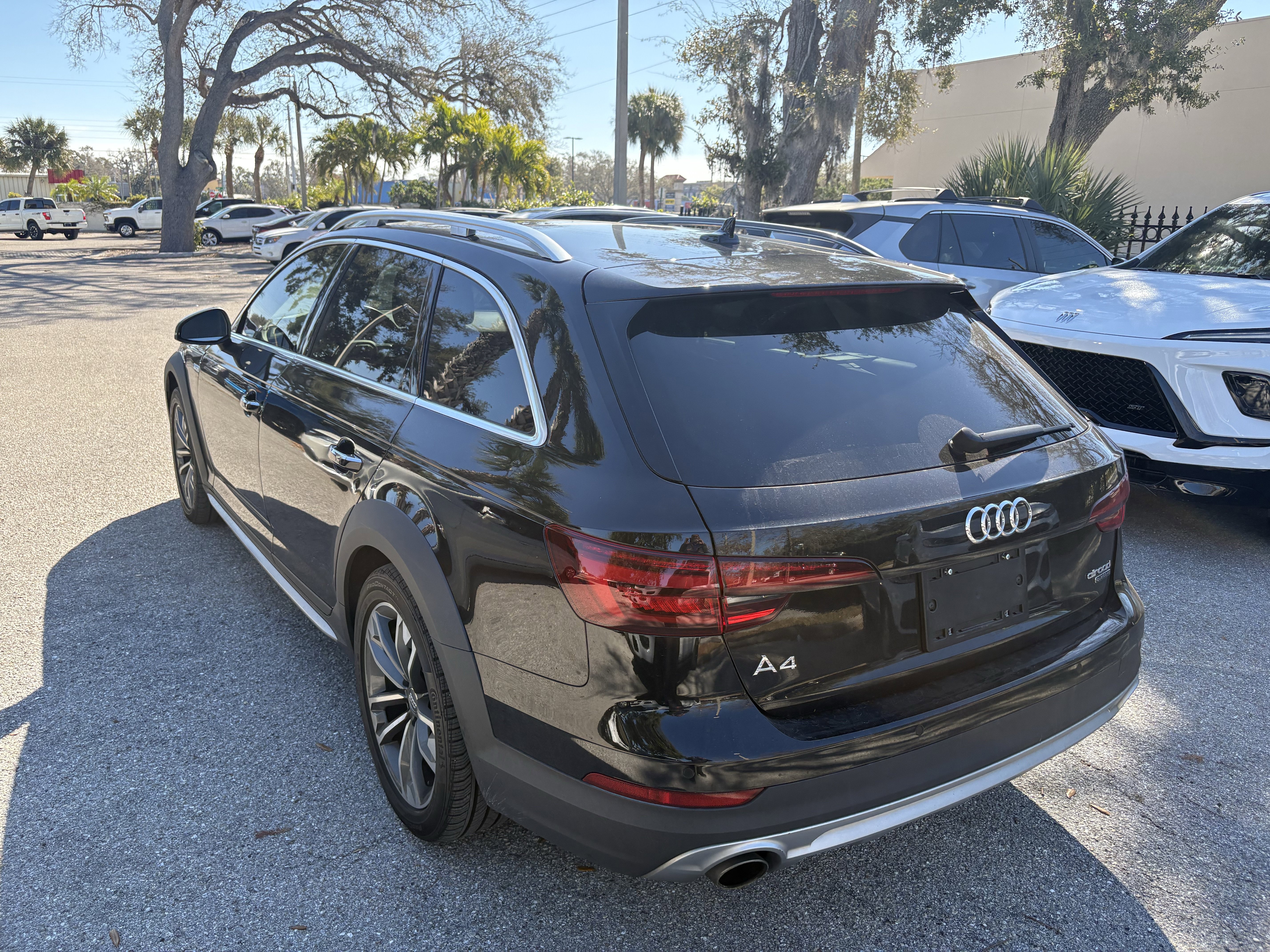 Used 2018 Audi A4 2.0T allroad Prestige w/ Prestige Package image 5