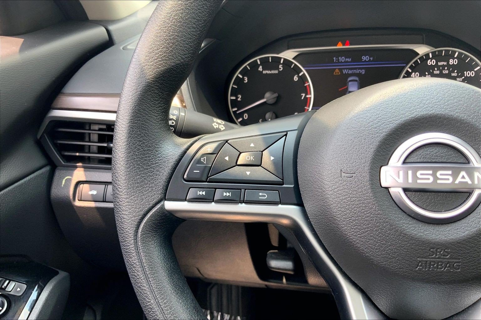 Used 2023 Nissan Altima 2.5 SV AWD/4WD image 23