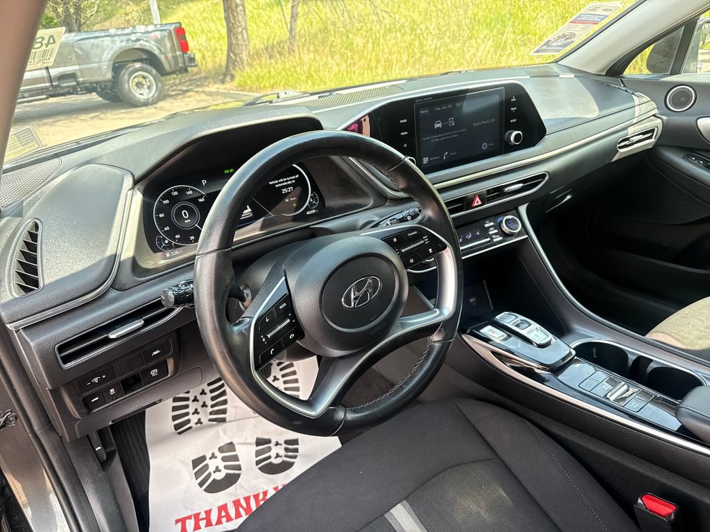 Used 2022 Hyundai Sonata SEL w/ Convenience Package FWD image 13