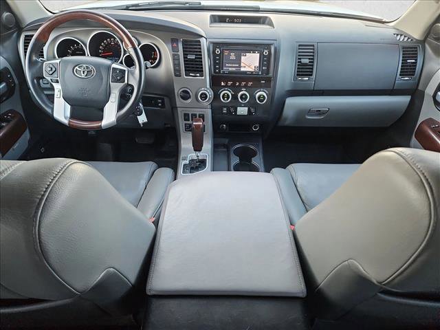 Used 2016 Toyota Sequoia Platinum image 20