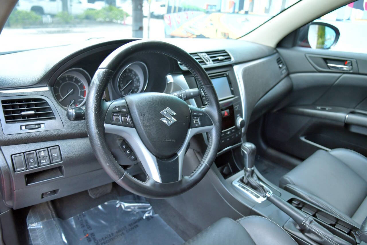 Used 2013 Suzuki Kizashi Sport SLS image 18