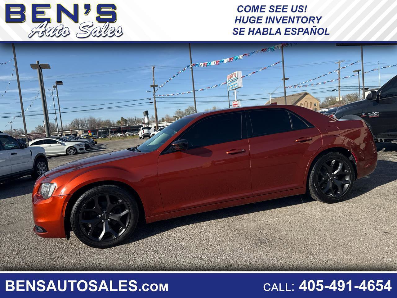 Used 2021 Chrysler 300 Touring w/ Sport Appearance Package image 1