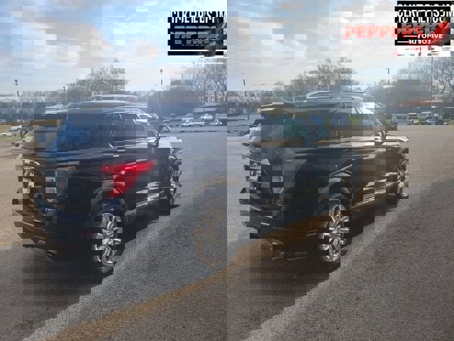 Used 2023 Ford Explorer Limited w/ Limited Technology Package image 5