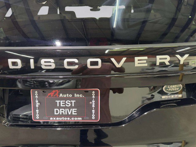 Used 2017 Land Rover Discovery HSE image 59