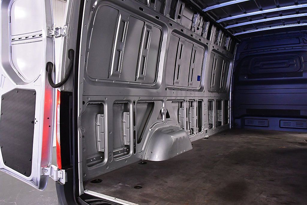 Used 2024 Mercedes-Benz Sprinter 2500 image 30