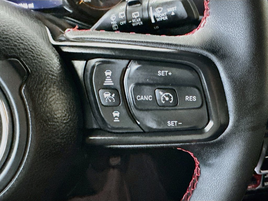 Used 2025 Jeep Wrangler Unlimited Rubicon AWD/4WD image 26