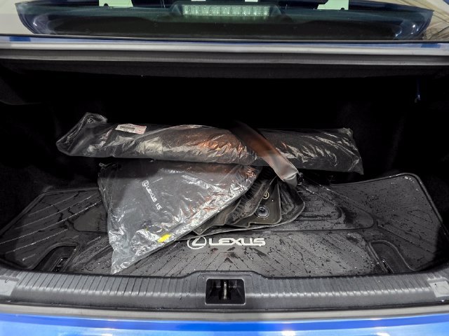 Used 2021 Lexus IS 300 AWD w/ Comfort Package image 21