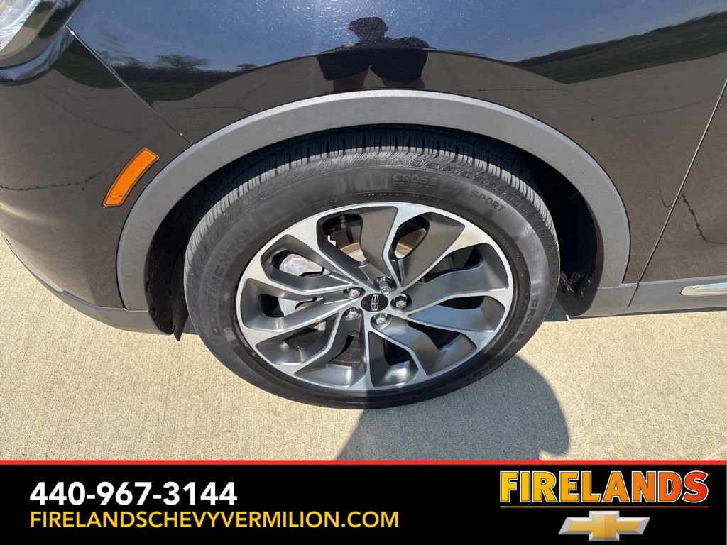 Used 2023 Lincoln Nautilus Reserve w/ Luxury Package image 29