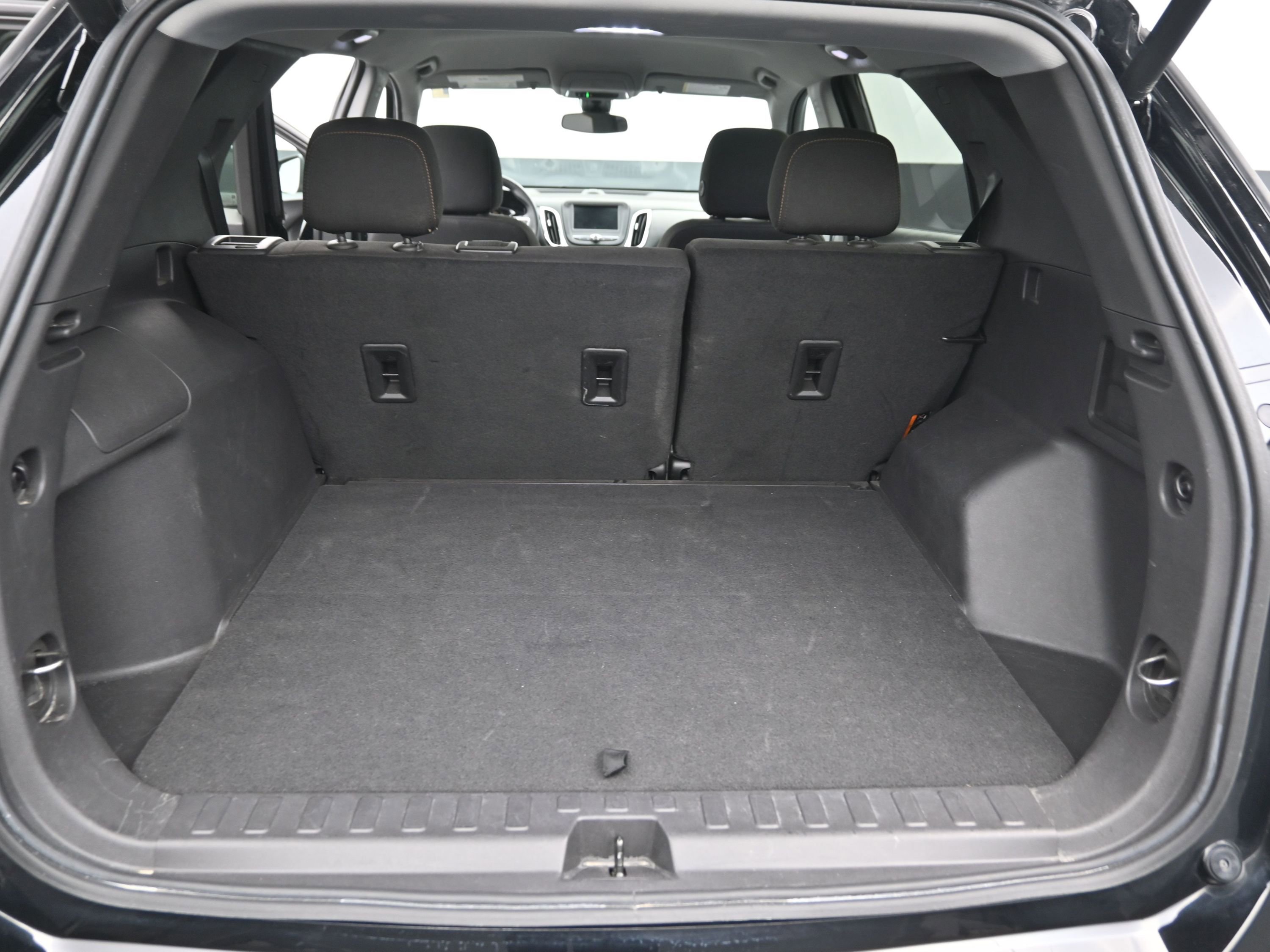 Used 2024 Chevrolet Equinox LT image 16