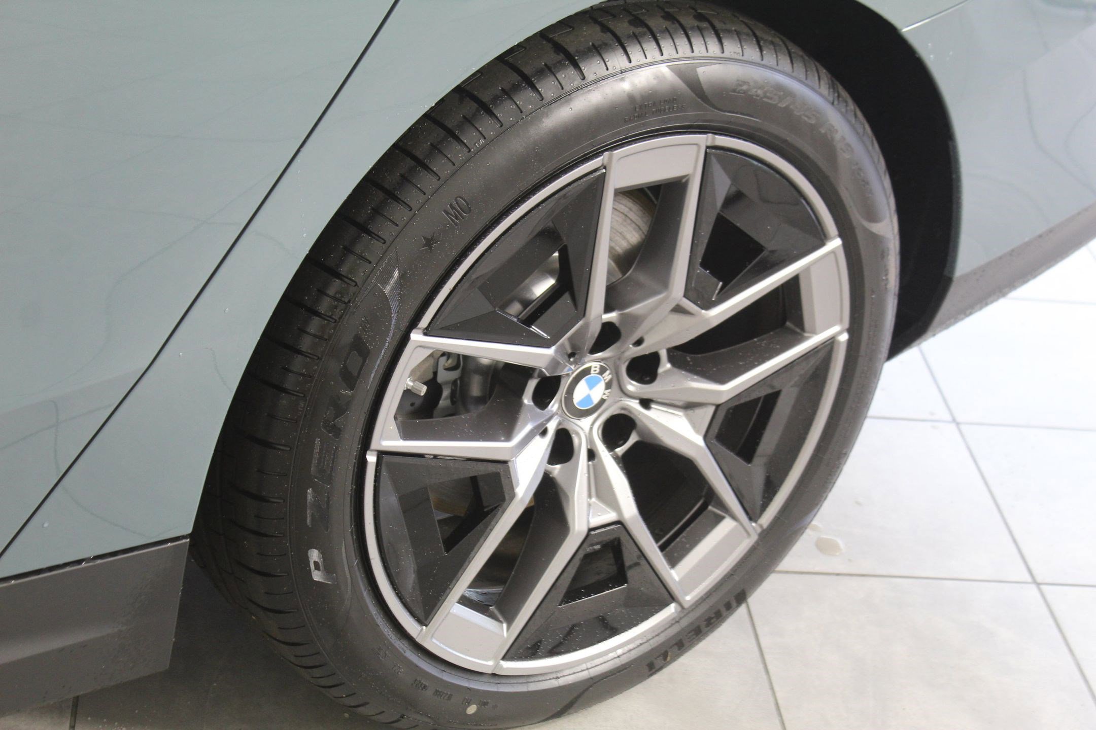 Used 2026 BMW i5 eDrive40 image 24