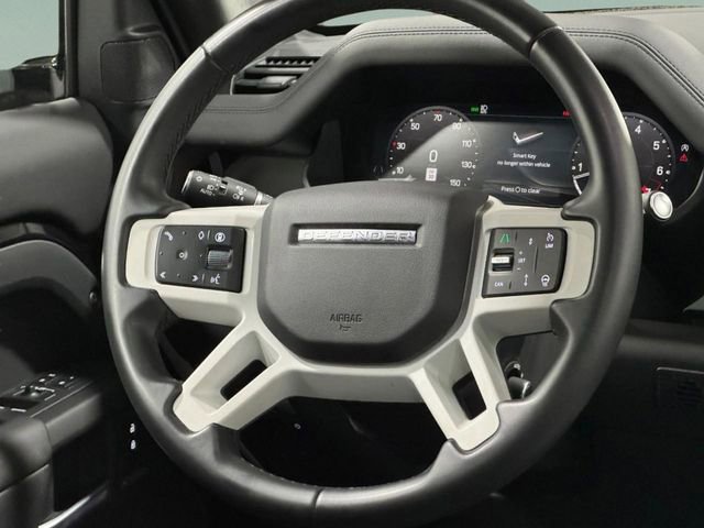 Used 2025 Land Rover Defender 110 S image 17