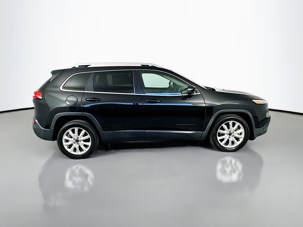 Used 2016 Jeep Cherokee Limited image 8