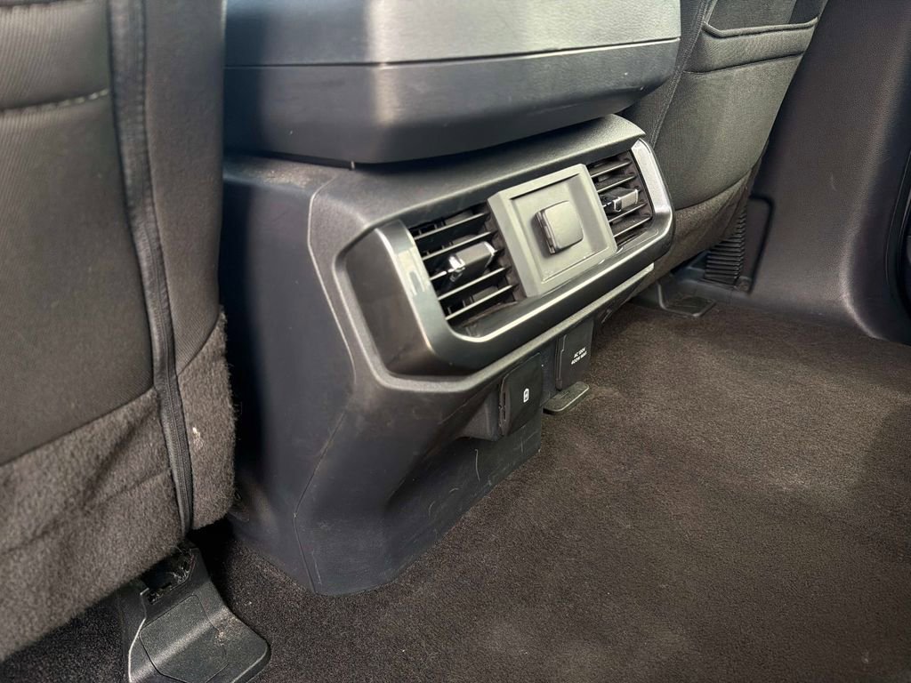 Used 2022 Ford F150 XLT w/ Equipment Group 302A High AWD/4WD image 17