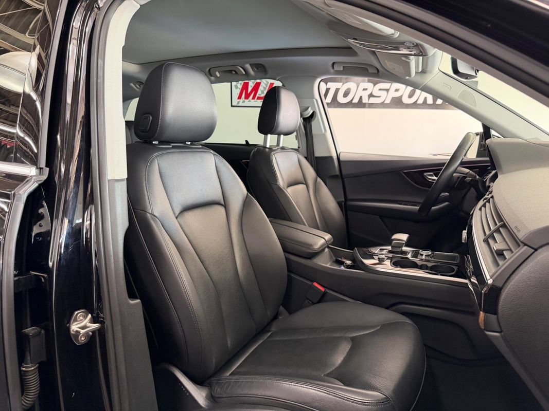 Used 2018 Audi Q7 3.0T Prestige AWD/4WD image 36