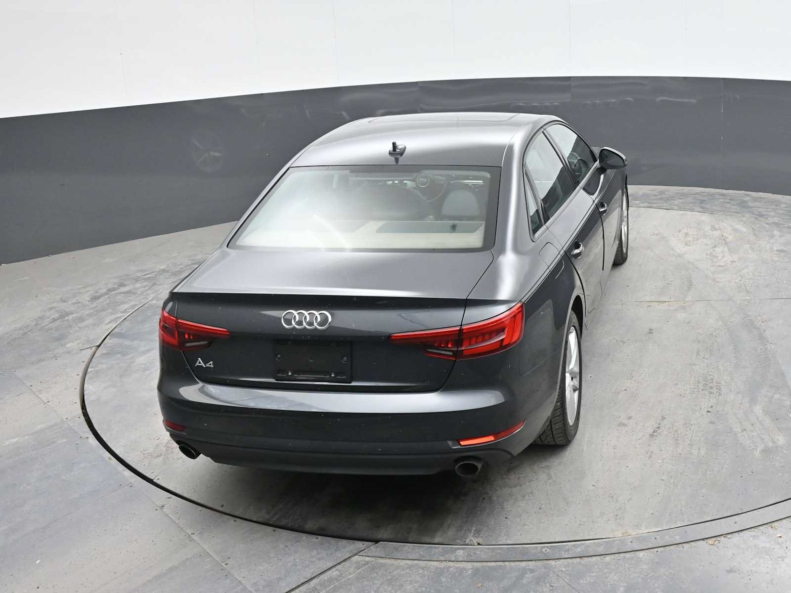 Used 2017 Audi A4 2.0T Premium FWD image 21
