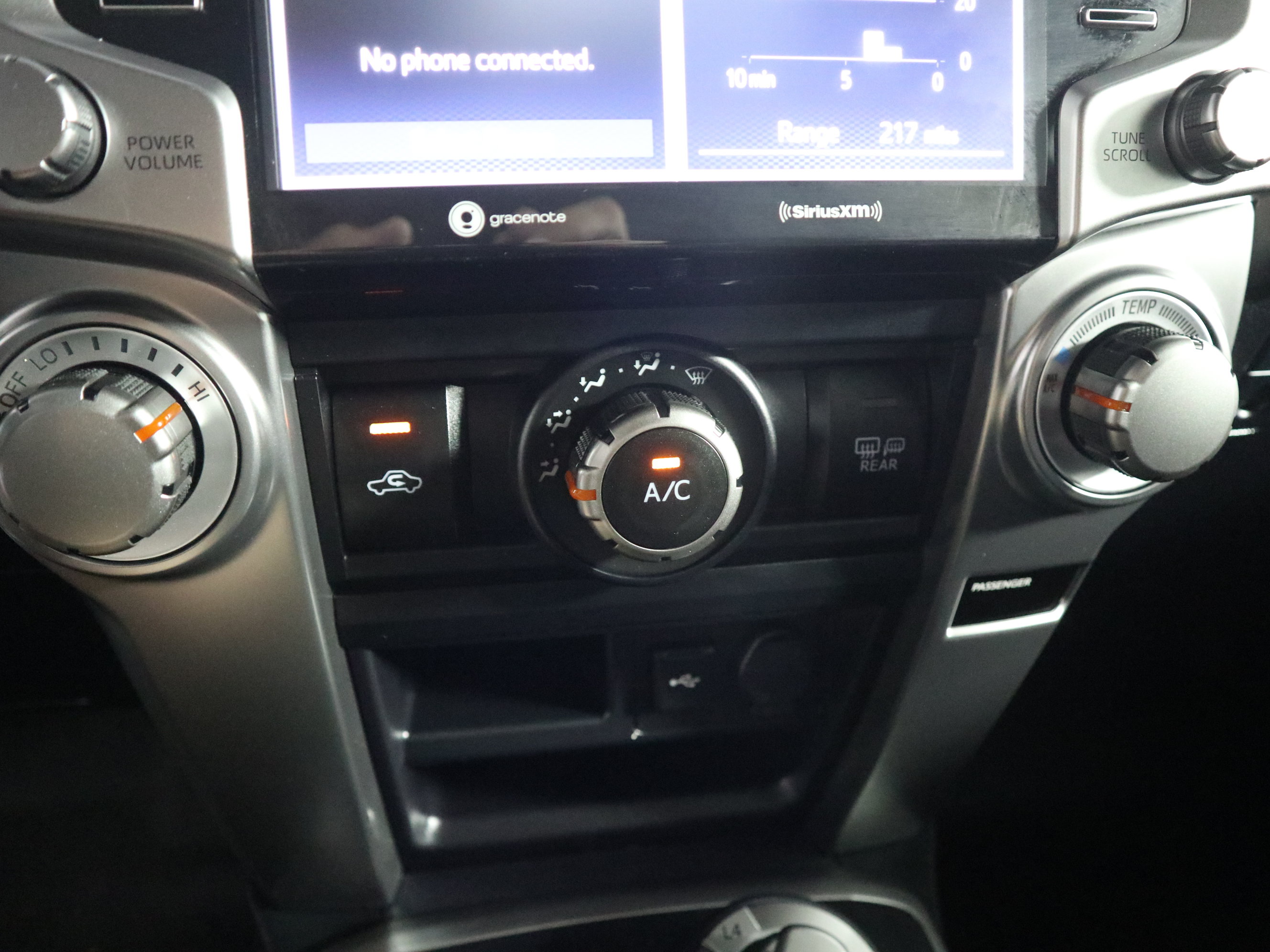 Used 2024 Toyota 4Runner TRD Sport AWD/4WD image 34