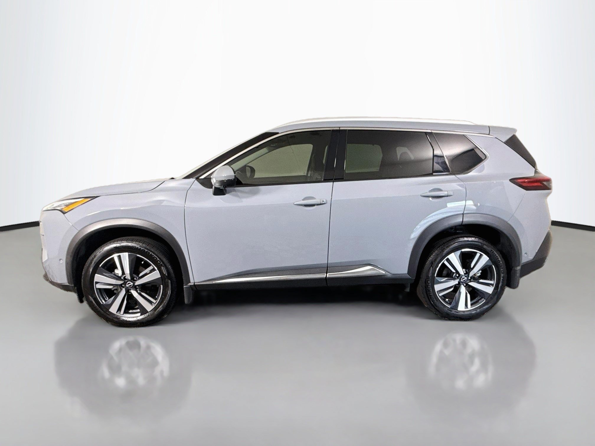 Used 2023 Nissan Rogue SL w/ SL Premium Package AWD/4WD image 6