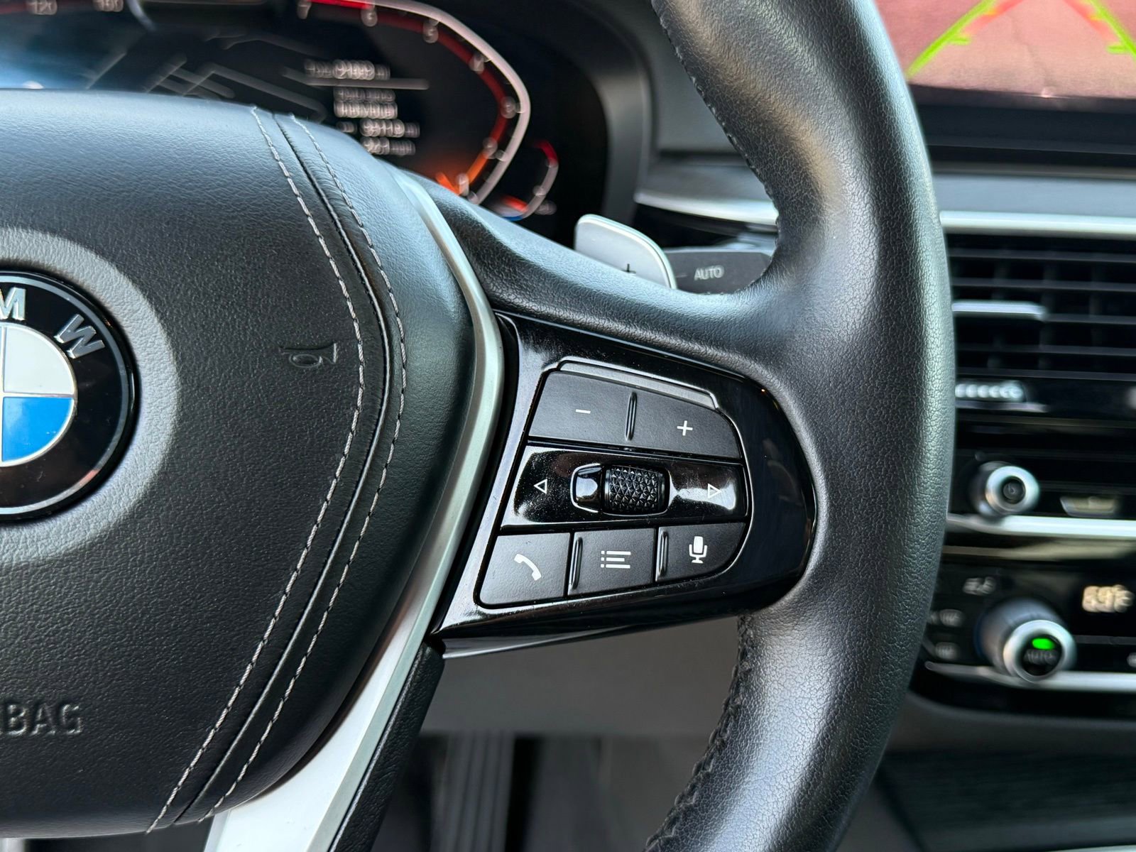 Certified 2023 BMW 530i RWD image 26