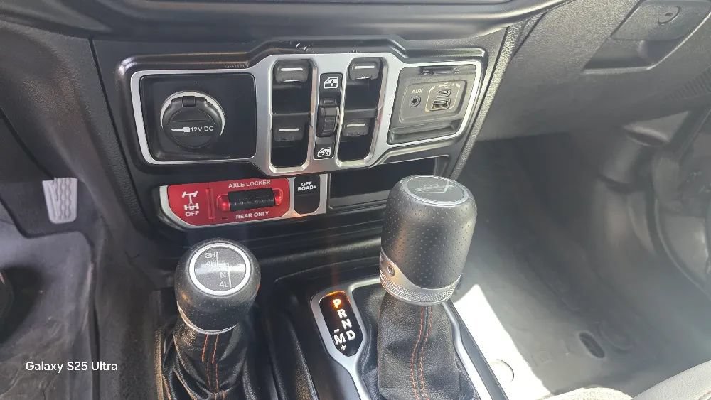 Used 2021 Jeep Gladiator Mojave AWD/4WD image 21
