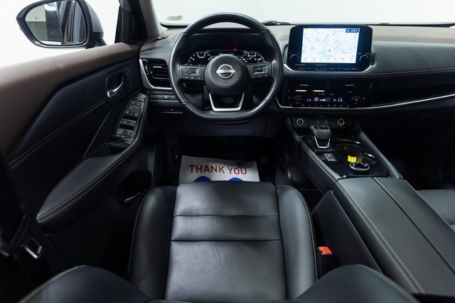 Used 2022 Nissan Rogue SL w/ SL Premium Package image 3