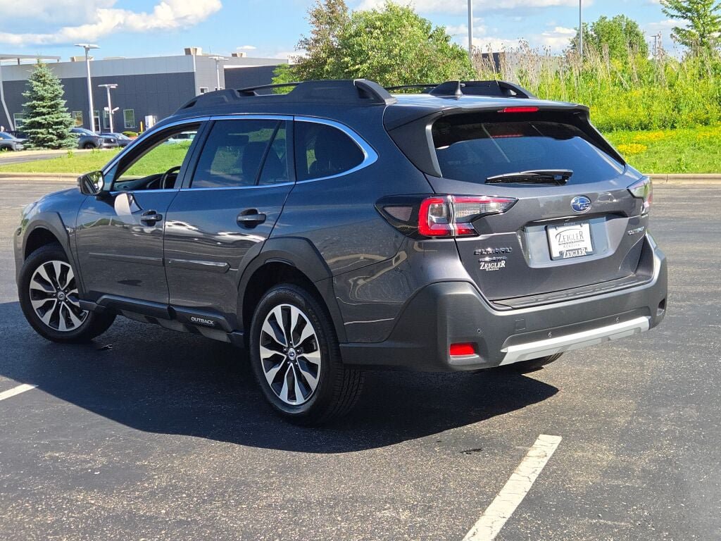 Used 2024 Subaru Outback Limited AWD/4WD image 16