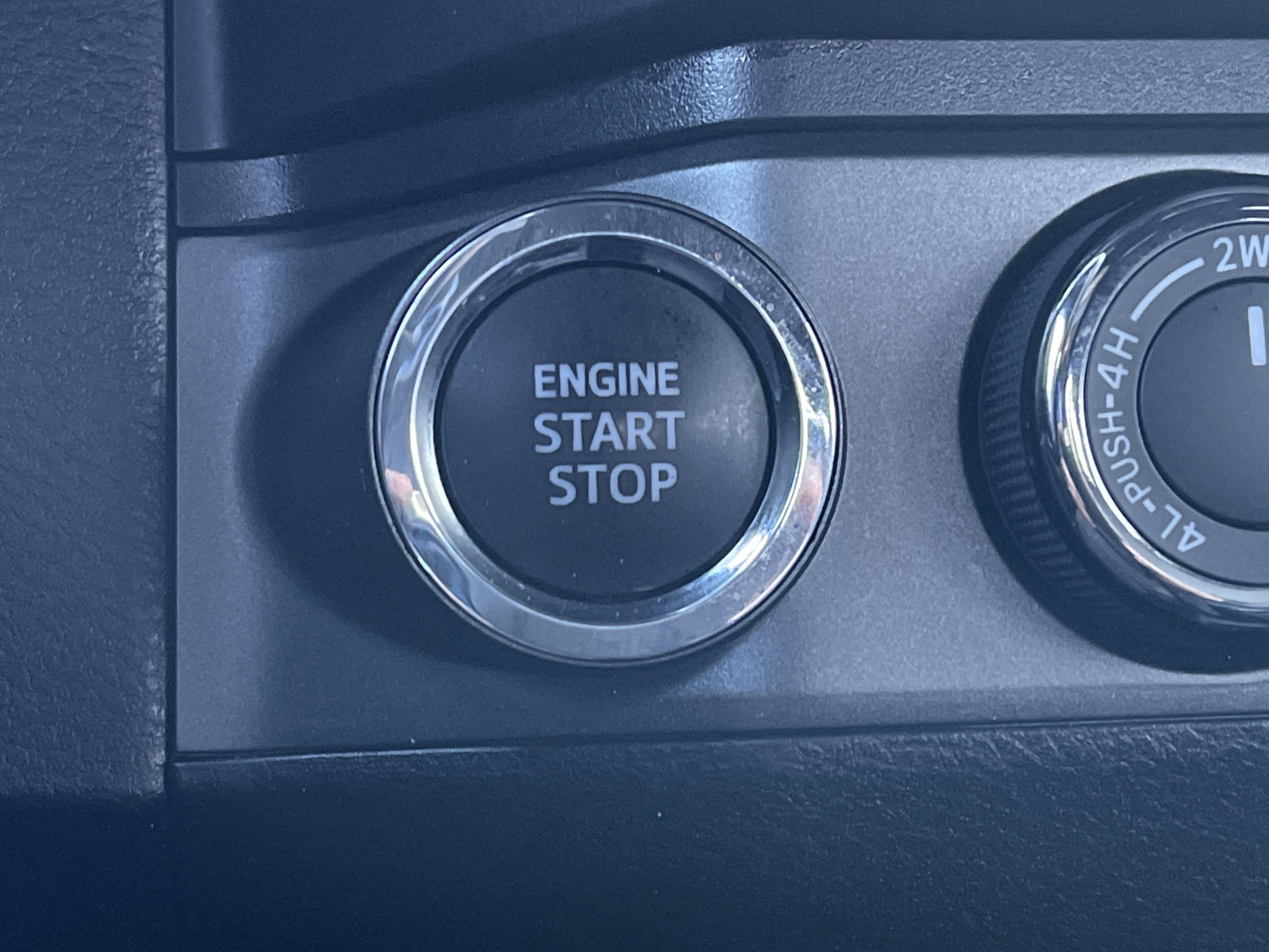 Used 2023 Toyota Tacoma TRD Off-Road w/ Advanced Technology Package image 15