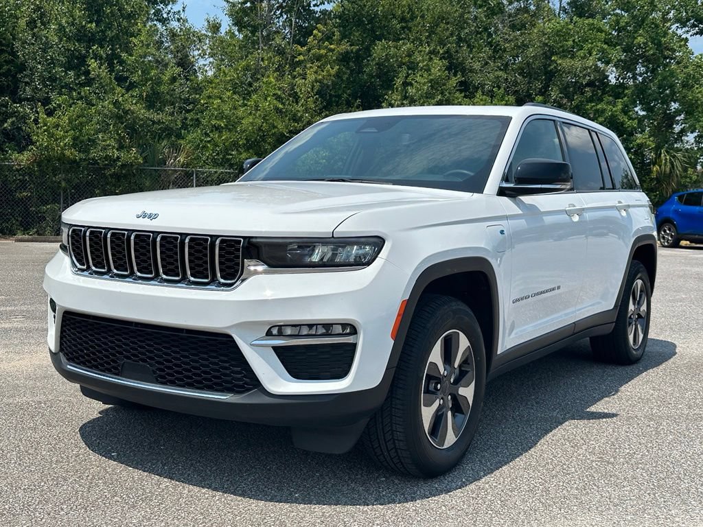 Used 2024 Jeep Grand Cherokee Limited 4xe AWD/4WD video 1