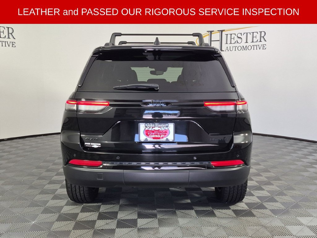 Used 2024 Jeep Grand Cherokee Limited w/ Black Appearance Package AWD/4WD image 7