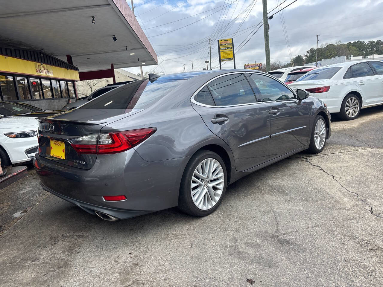 Used 2018 Lexus ES 350 w/ Ultra Luxury Package image 5