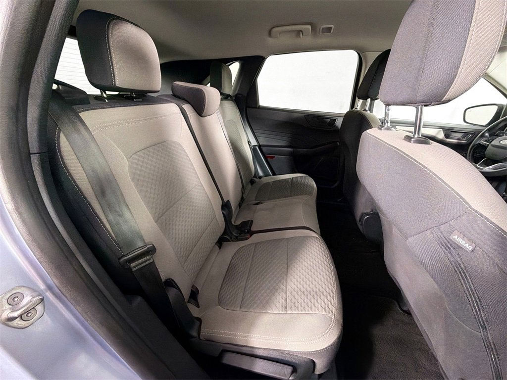 Used 2022 Ford Escape SE image 23